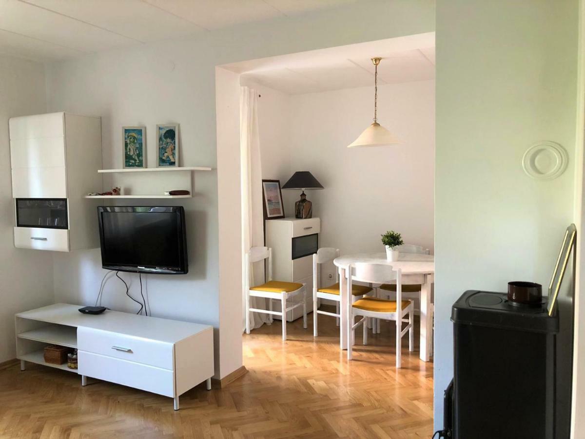 マリ・ロシニュApartman Gloriaアパートメント エクステリア 写真