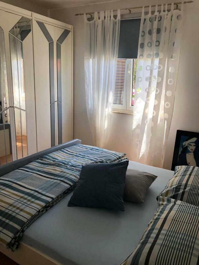 マリ・ロシニュApartman Gloriaアパートメント エクステリア 写真